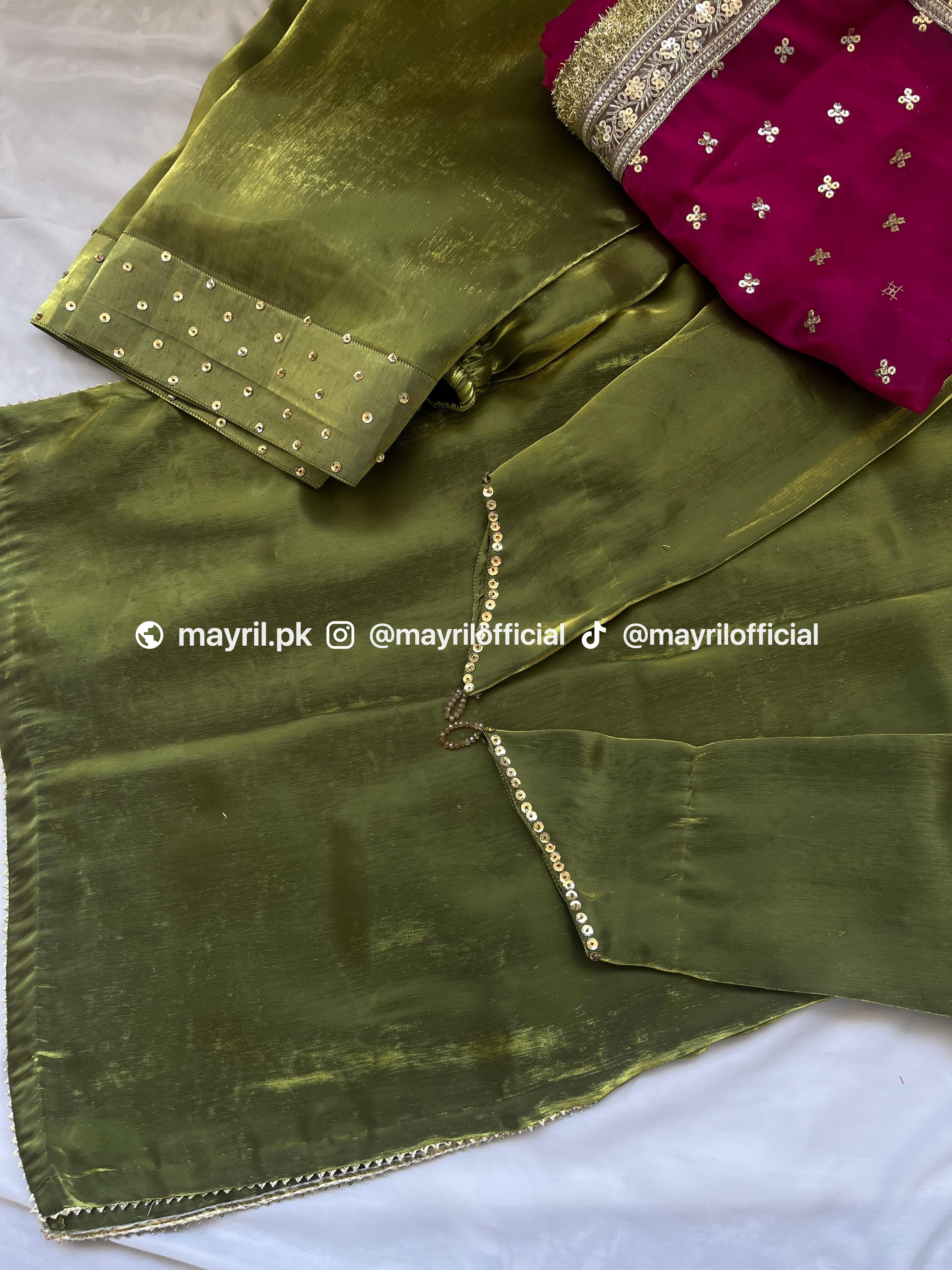 Mehndi - M021 3