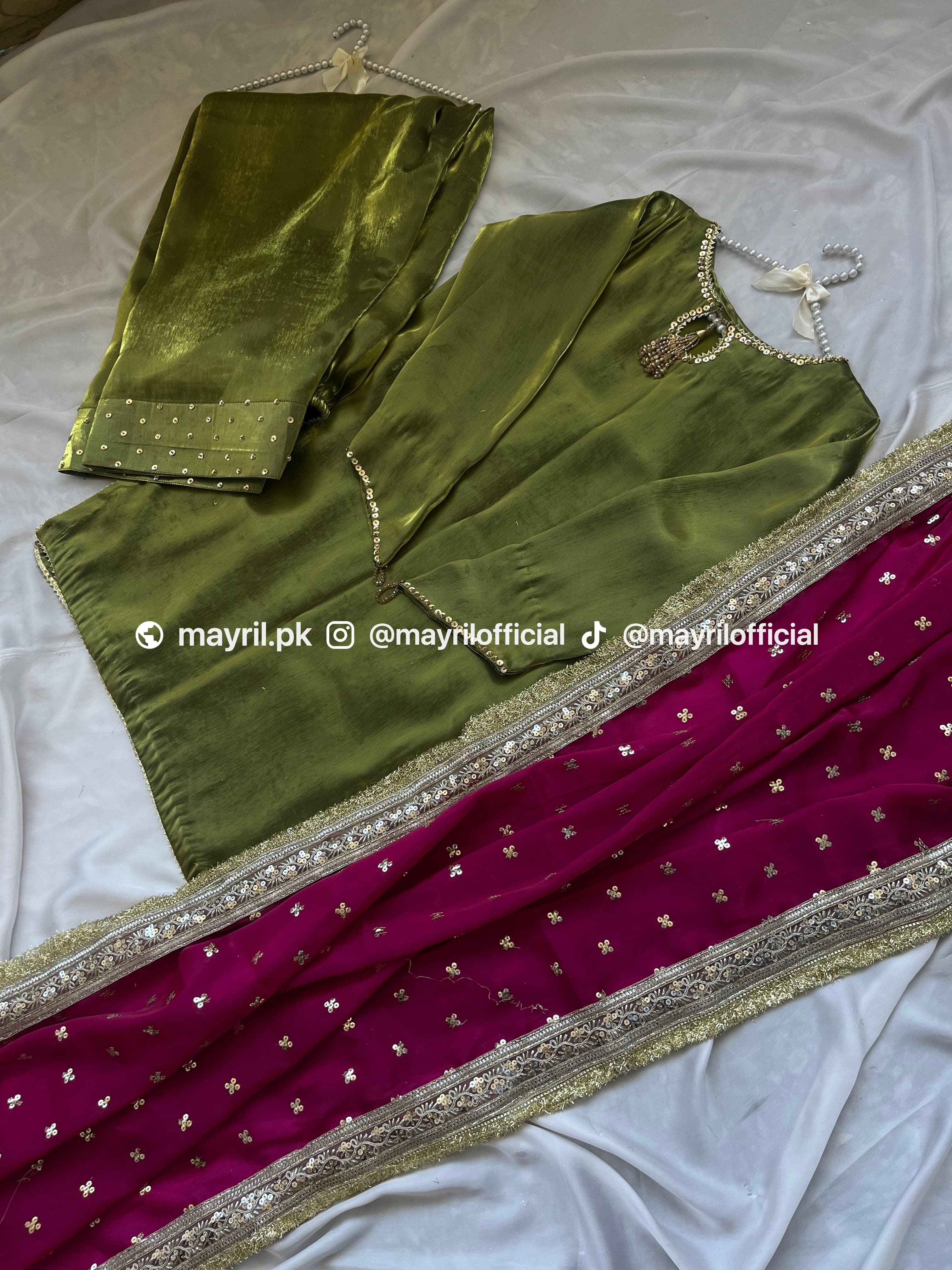 Mehndi - M021 7